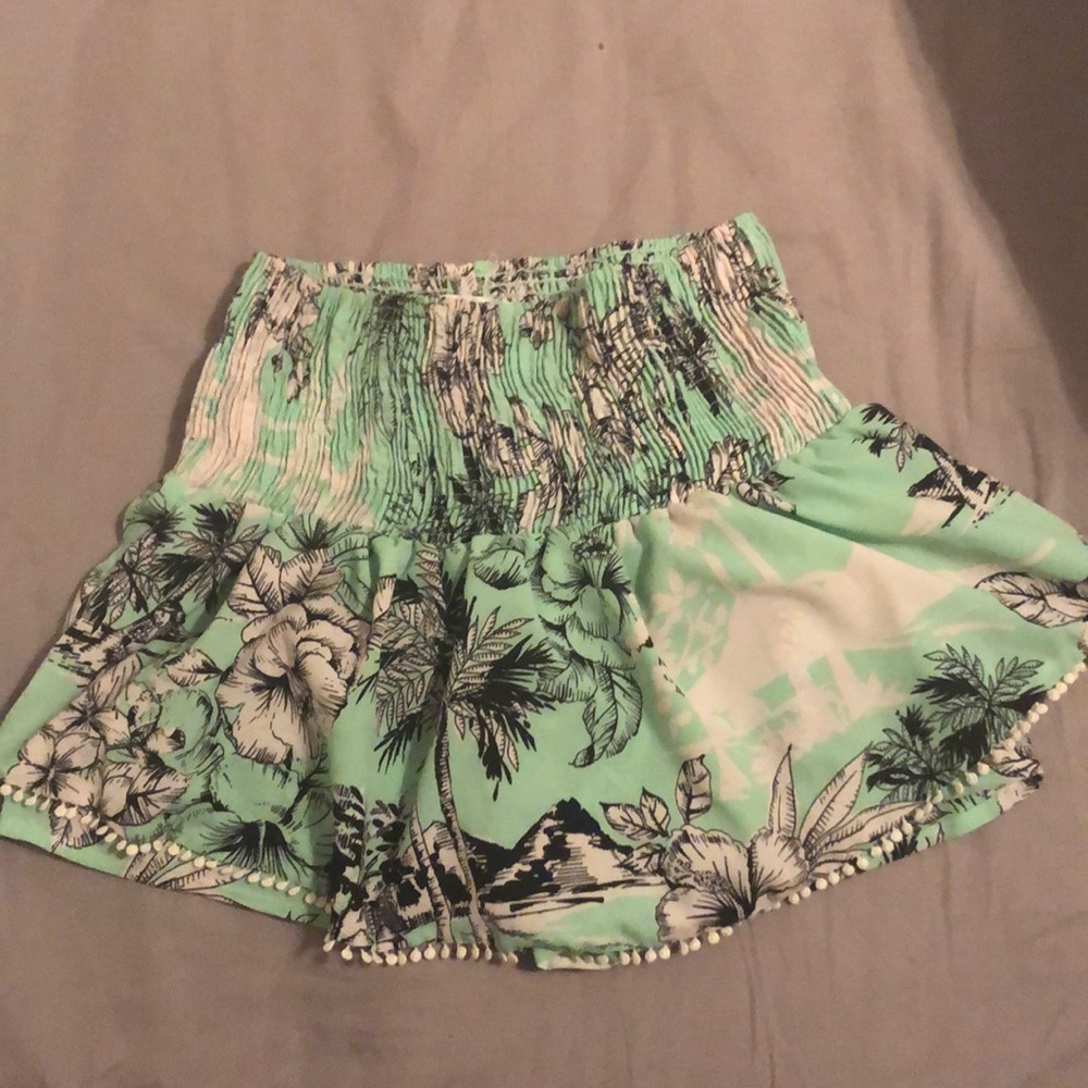 Zara elastic waist tropical shorts